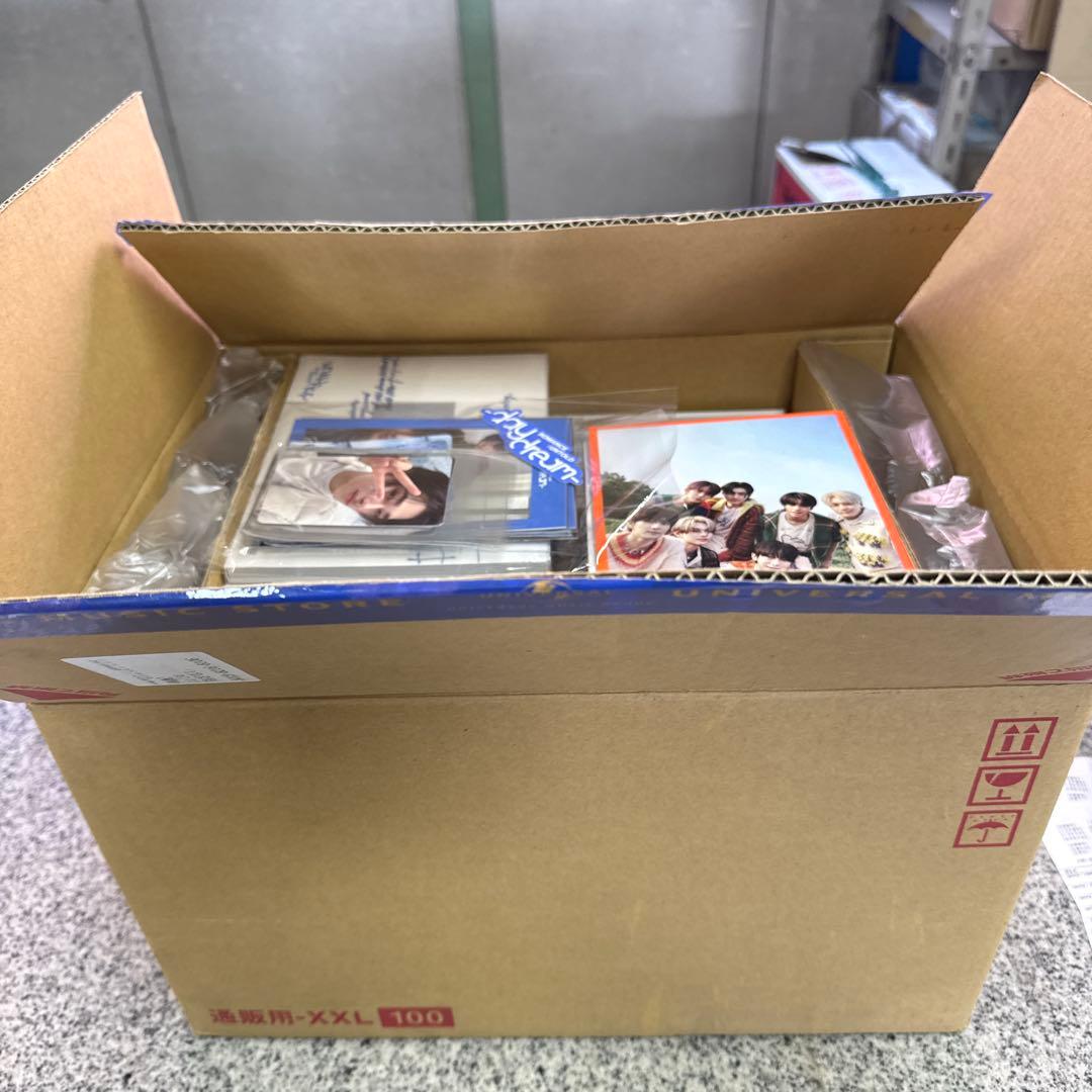 A*a様 ENHYPEN K-POP CD31点セット カード32枚セット 小物