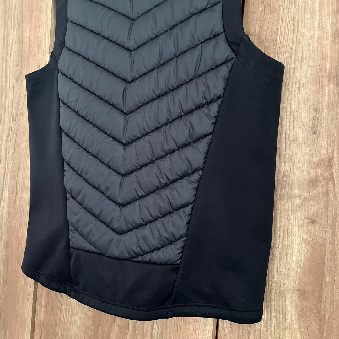 TaylorMade 黒 キルティング ベスト