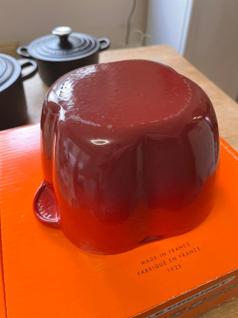 廃盤　レア　ルクルーゼ　ピーマン　鍋