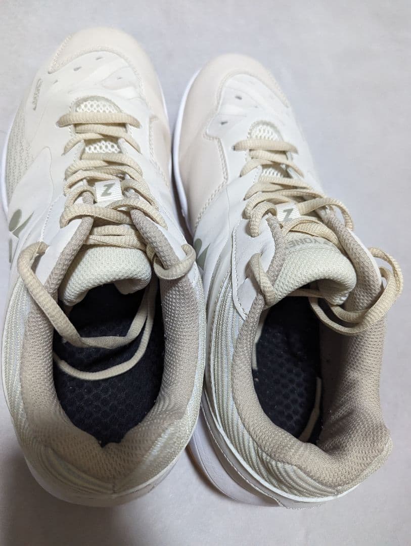 YONEX 65z C-90 27.5 バドミントンシューズ　ナチュラル　海外