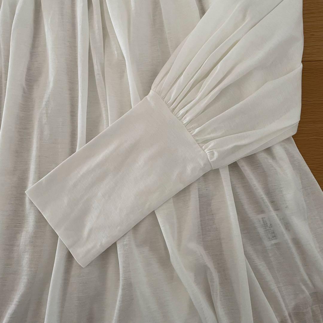 doux bleu ギャザー長袖ブラウス オフホワイト