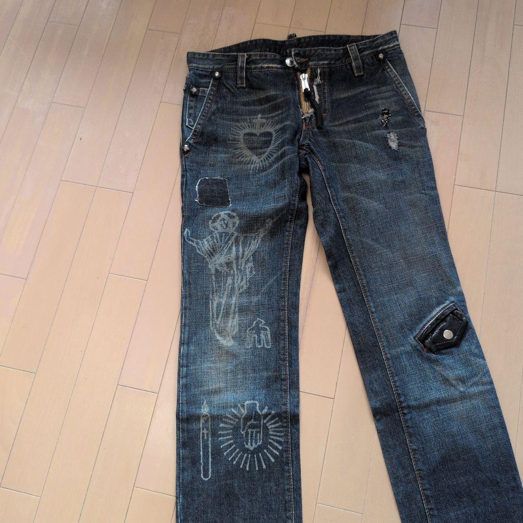 ストレートデニム