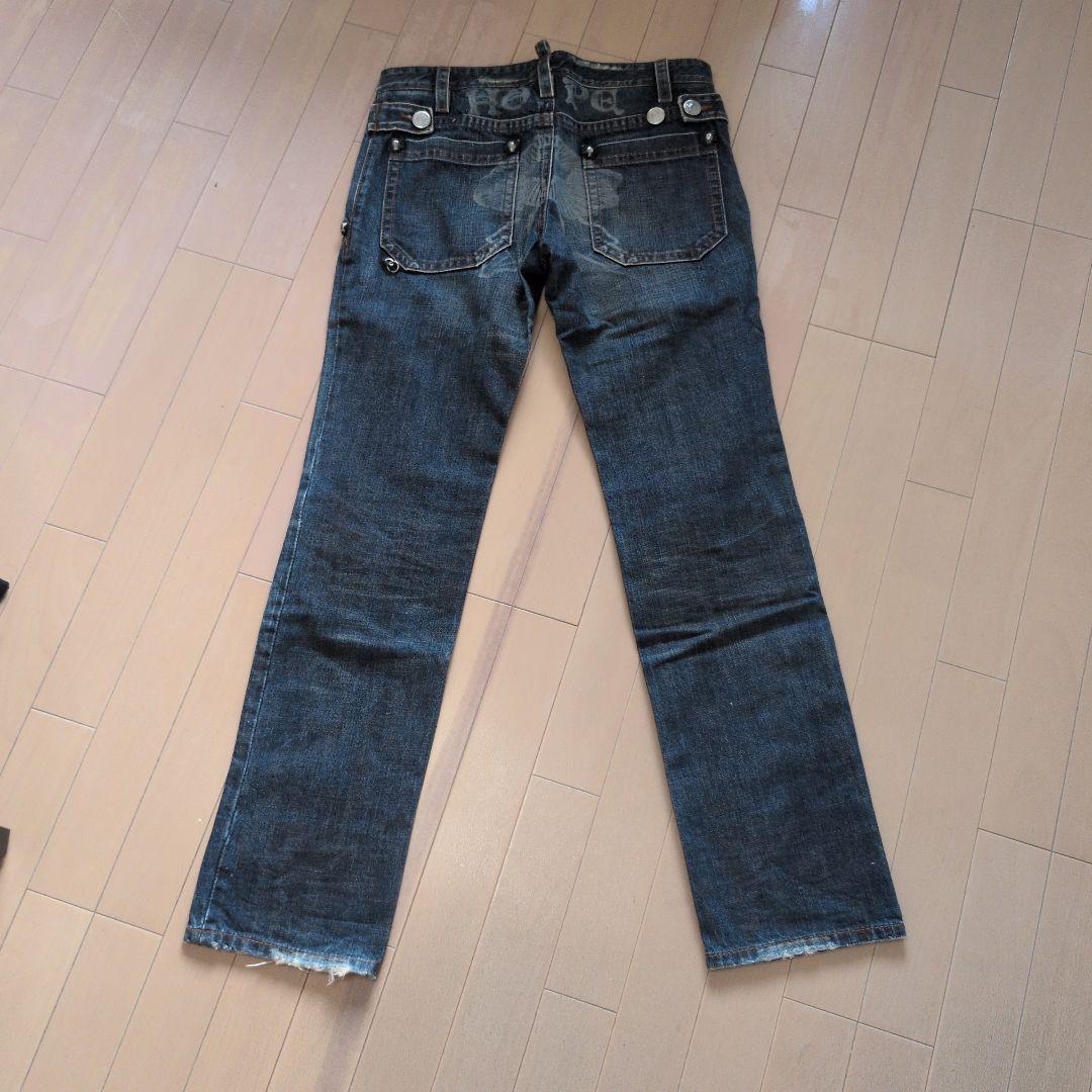 ストレートデニム