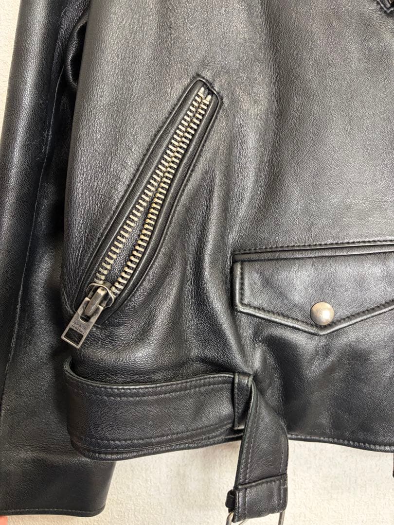 【極美品】韓国製　ダブルライダース 本革 ブラック M相当