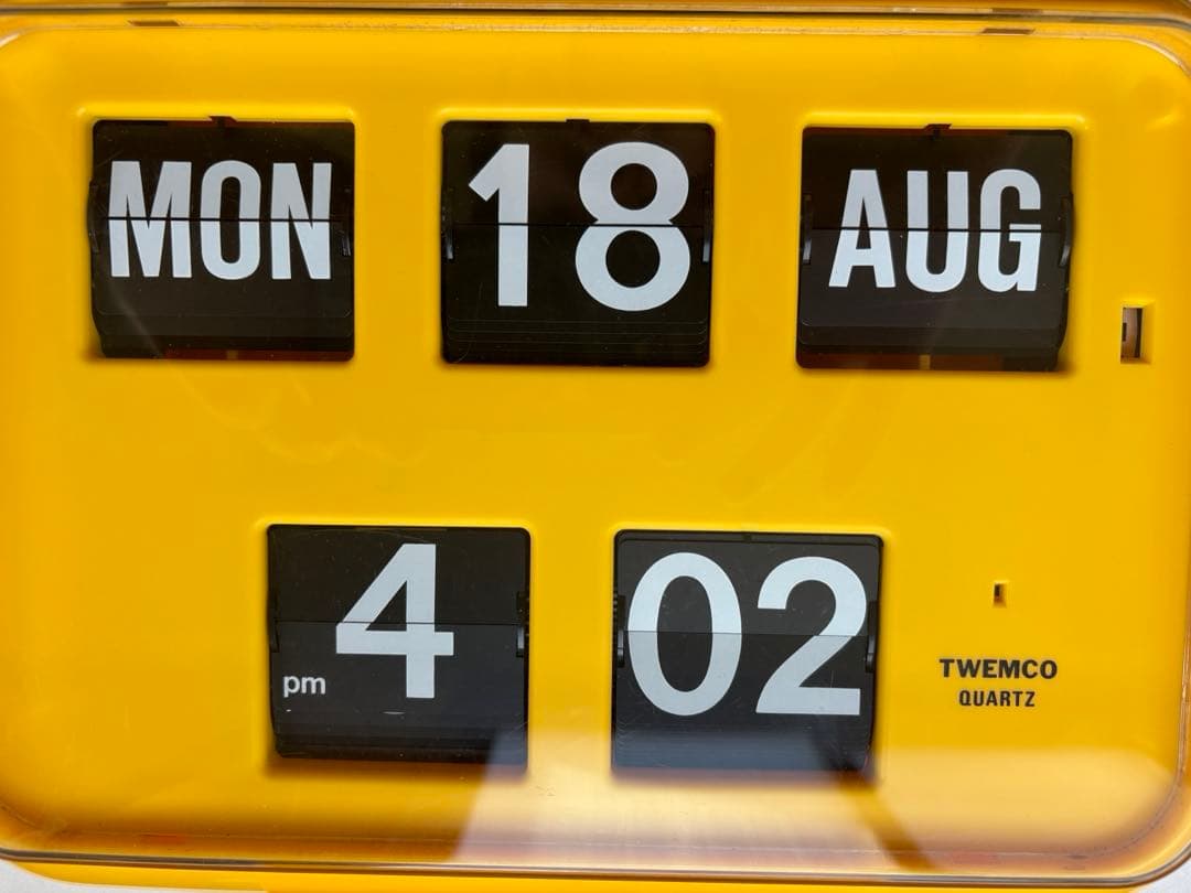 ★動作品★TWEMCO トゥエンコ パタパタ時計QD-35 イエロー 黄