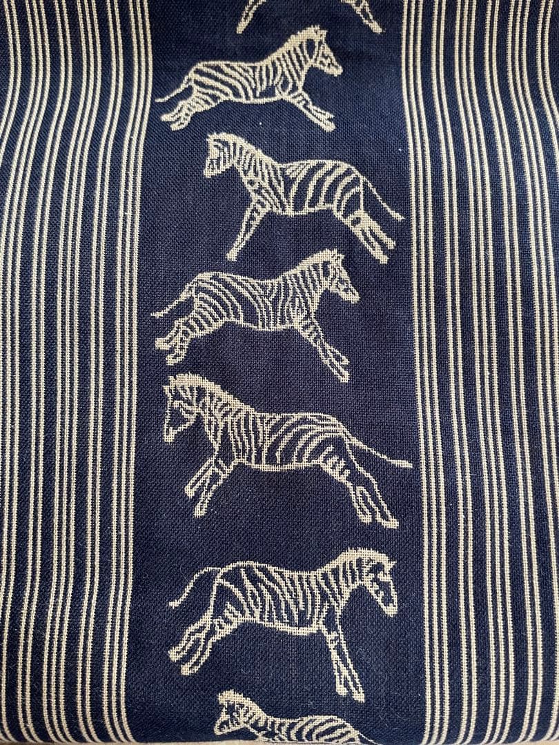 る*い様 カレンブロッソ　西陣織＜紺帯白馬＞がま口バッグ『美品』