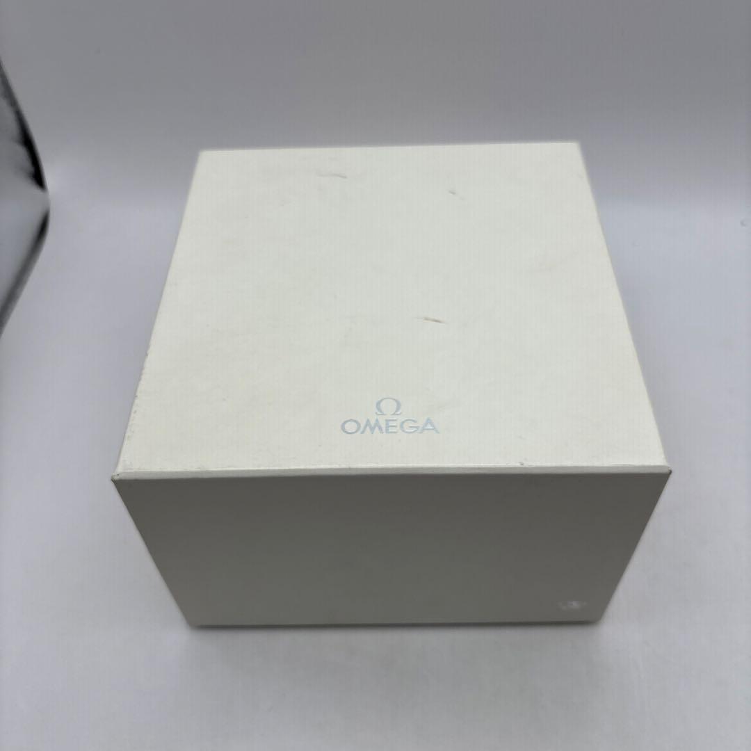 OMEGAのケース　空き箱　取扱説明書付き