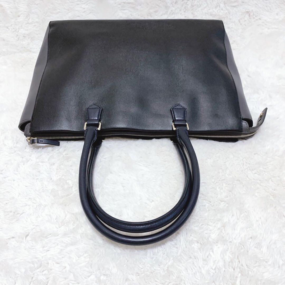 美品 ポールスミス トートバッグ 大容量 ブラック 肩掛け A4可 PVCレザー