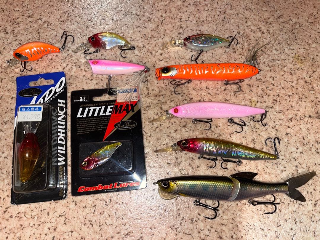 ほぼ未使用！エバーグリーン•イマカツルアー10+1点セット