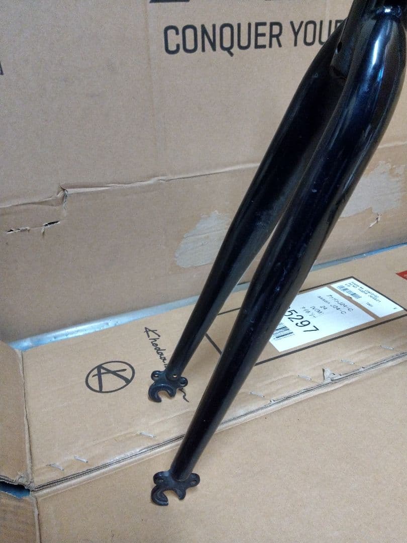 tern CLUTCH クロスバイク