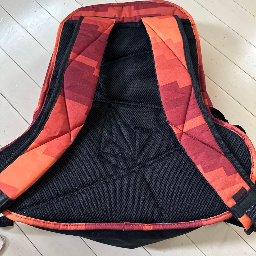 VOLCOM ボルコム リュック オレンジ