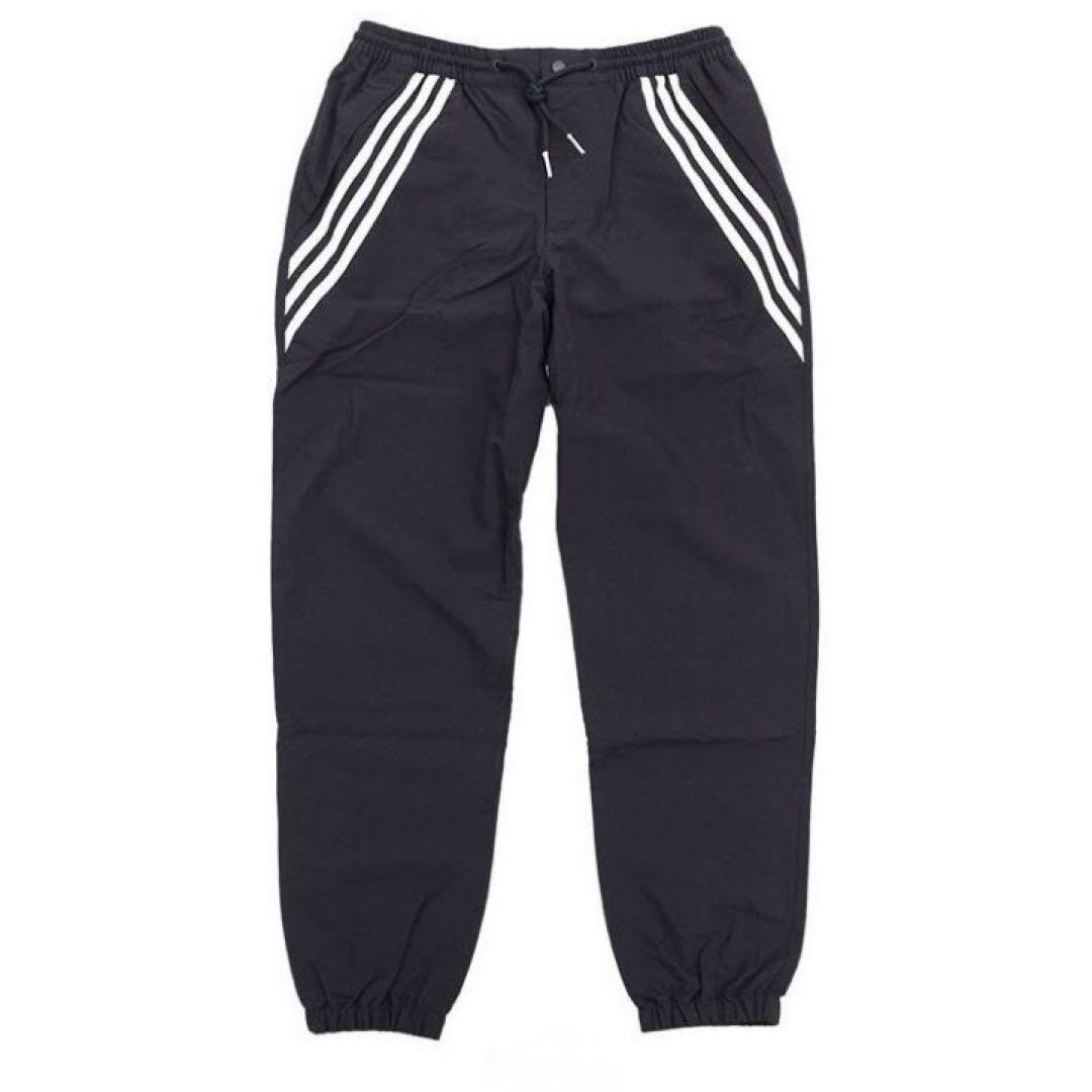 adidas アディダス ナイロンパンツ　Oサイズ