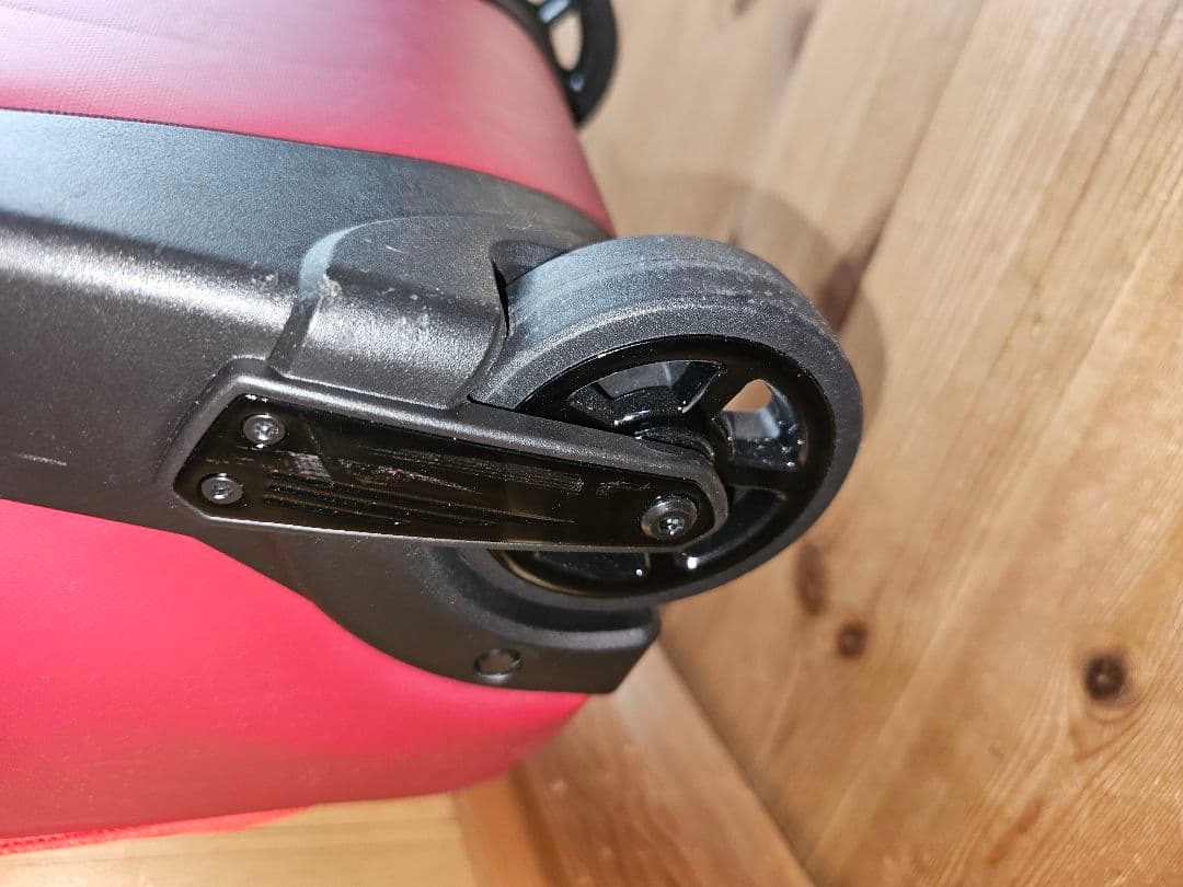 ATOMIC スキーケース