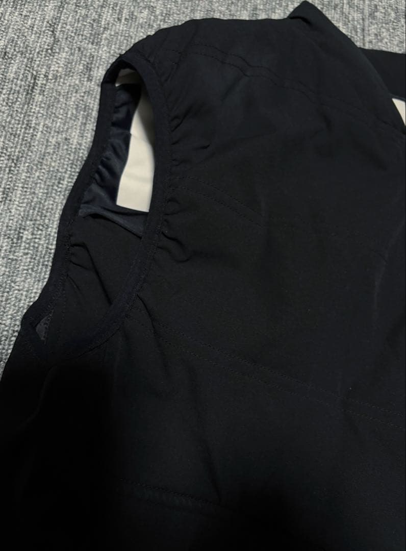 tfw49ゴルフウェアSHIELD WARMER VEST ベスト　中綿　ダウン