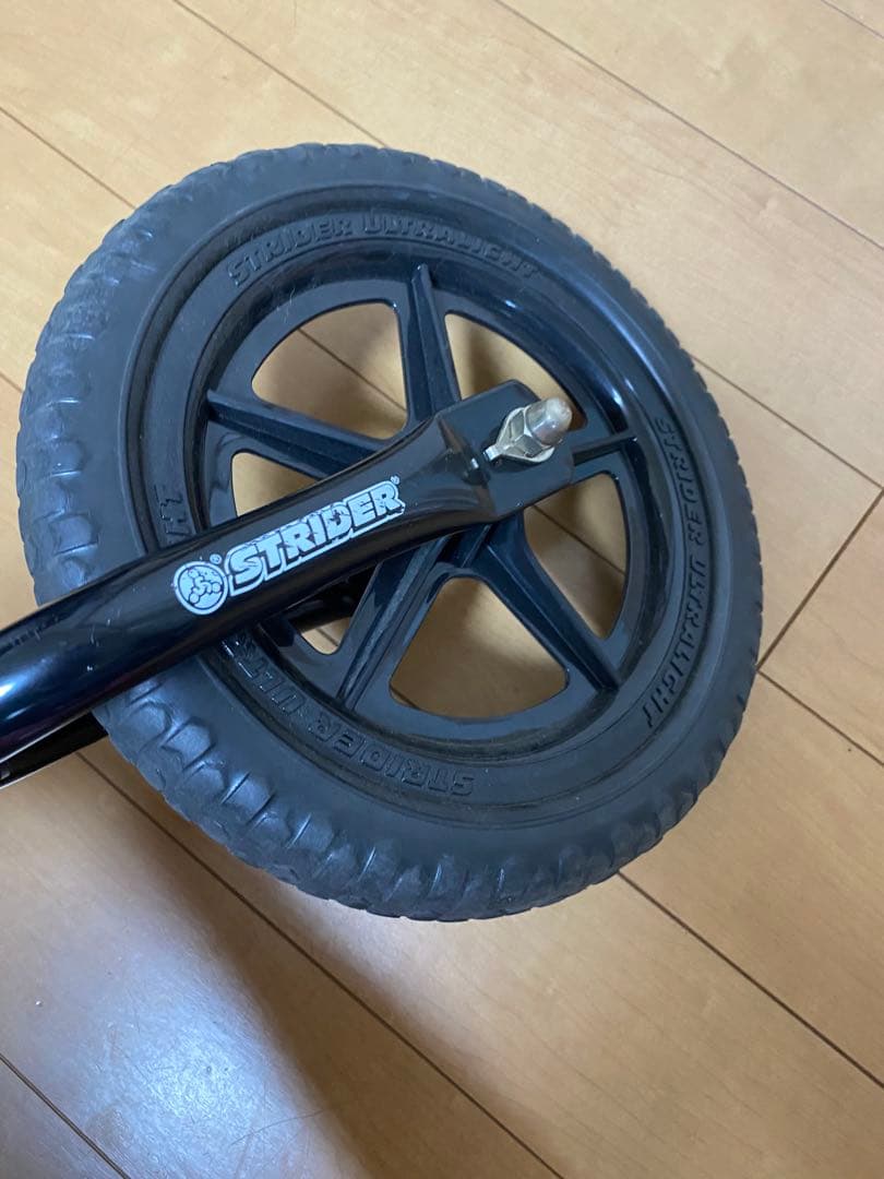 STRIDER SPORT 美品　ピンク色　日本正規品　スポーツモデル