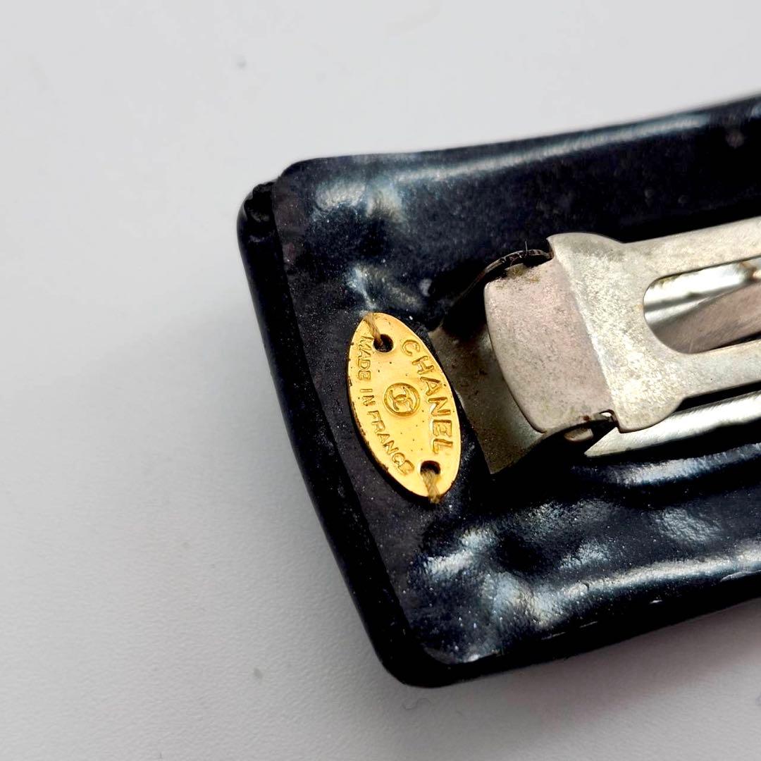 シャネル　バレッタ　ココマーク　パンチング　ヘアピン　アクセサリー　ブラック