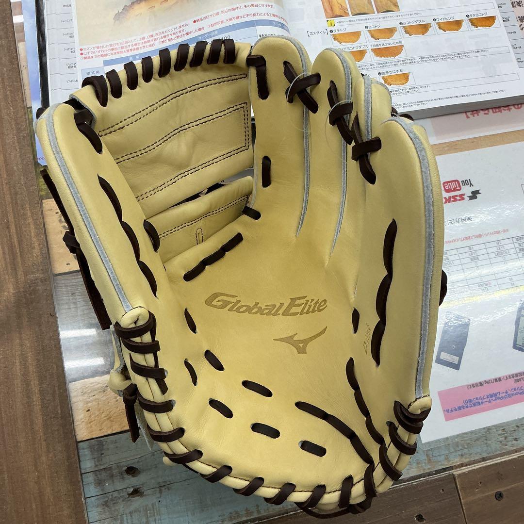 Mizuno Global Elite 軟式投手用グローブ