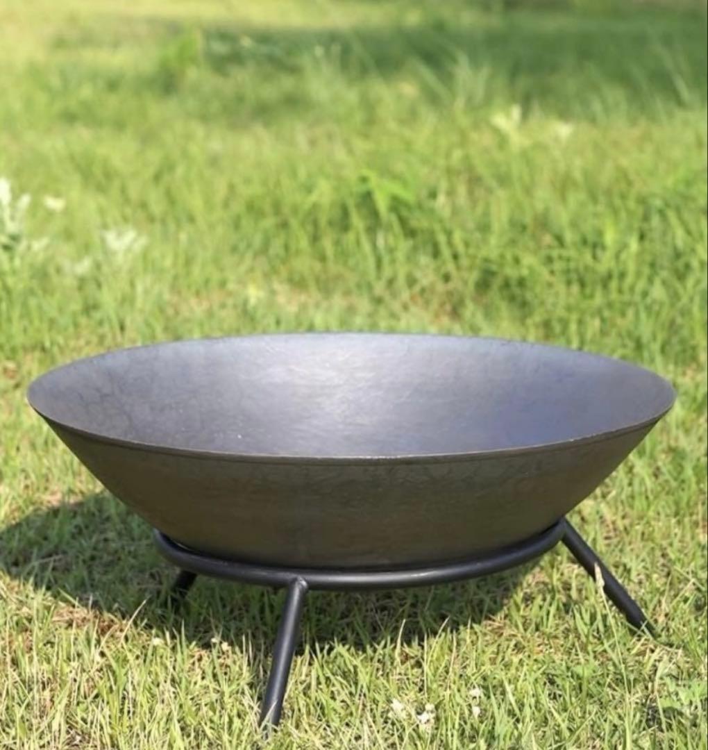 新品未使用 アウトレット 焚き火台 ファイヤーピット 初期型 直径56cm