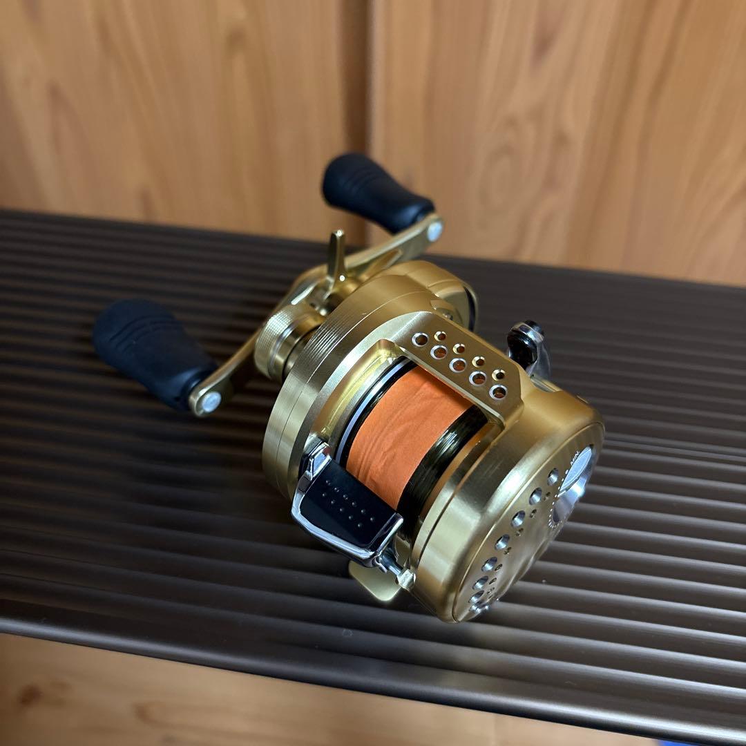 シマノ 14カルカッタコンクエスト201 左巻き 実釣未使用品