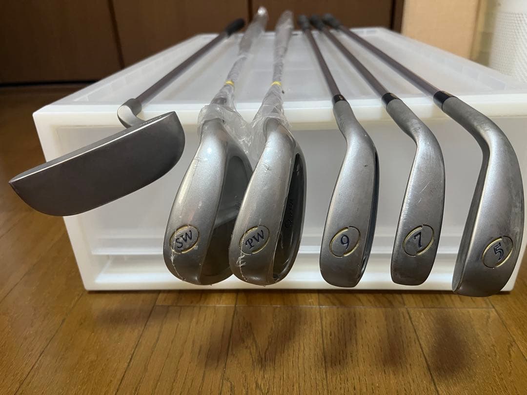 a563/美品★Quincyクインシー レディースゴルフクラブセット初心者向け