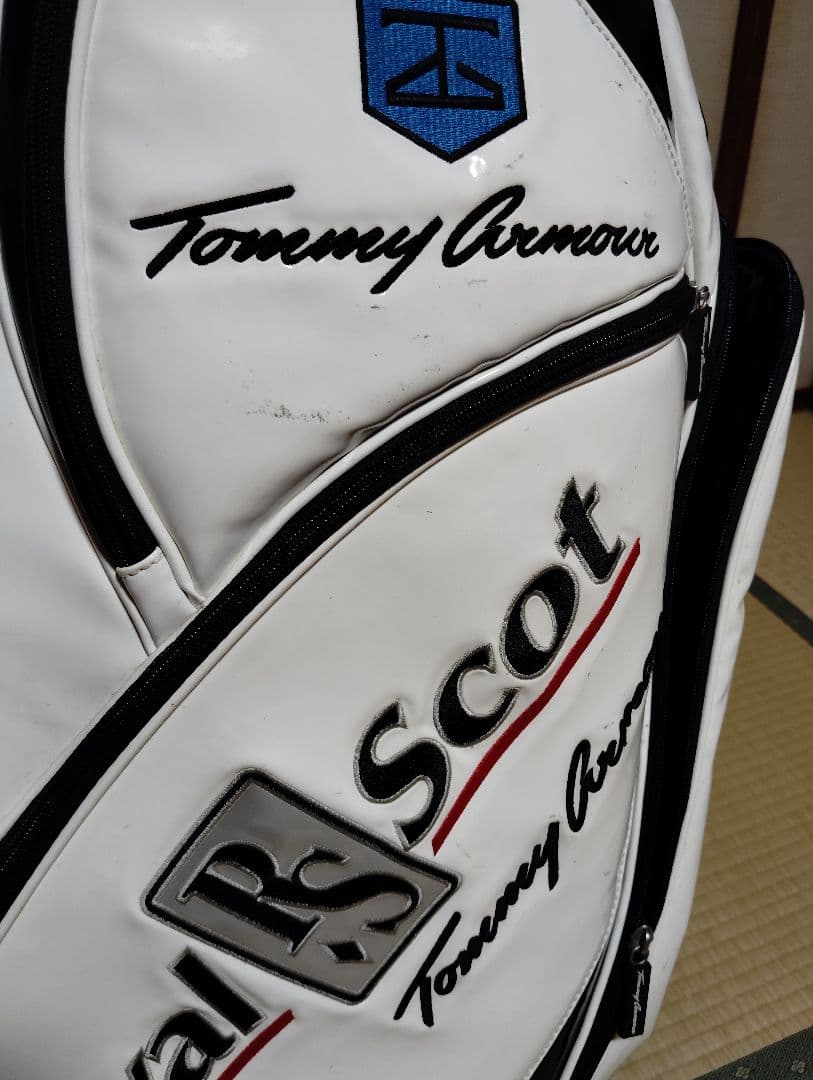 トミーアーマー( Armour) ロイヤルスコット