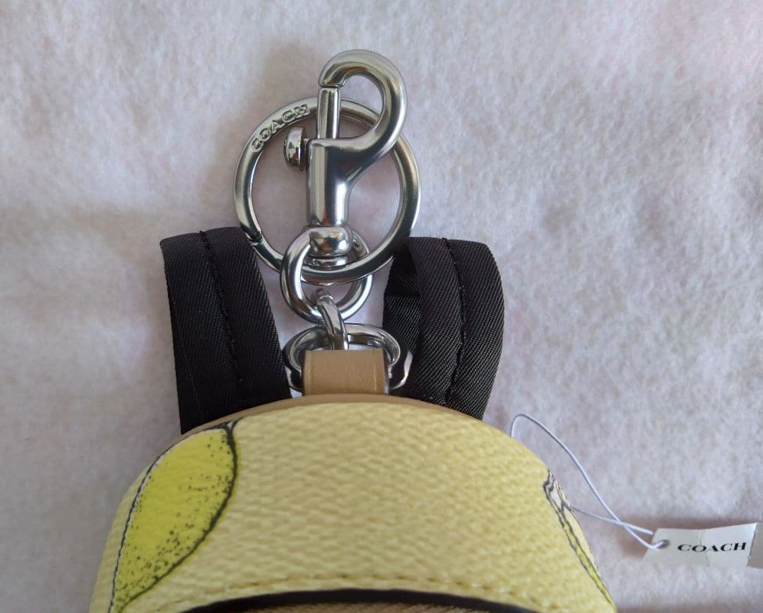 新品 コーチ リュックサック モチーフ レモン柄 キーケース ミニポーチ小物入