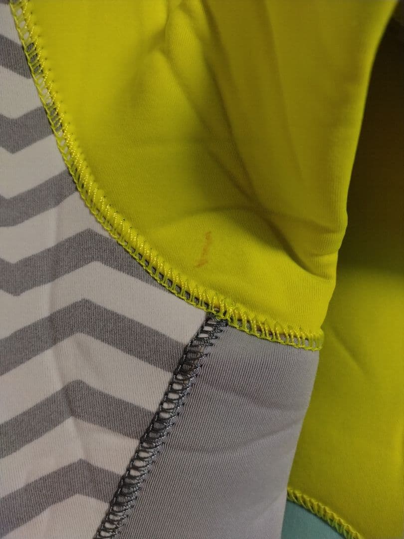 ロキシー　　タッパー　　4