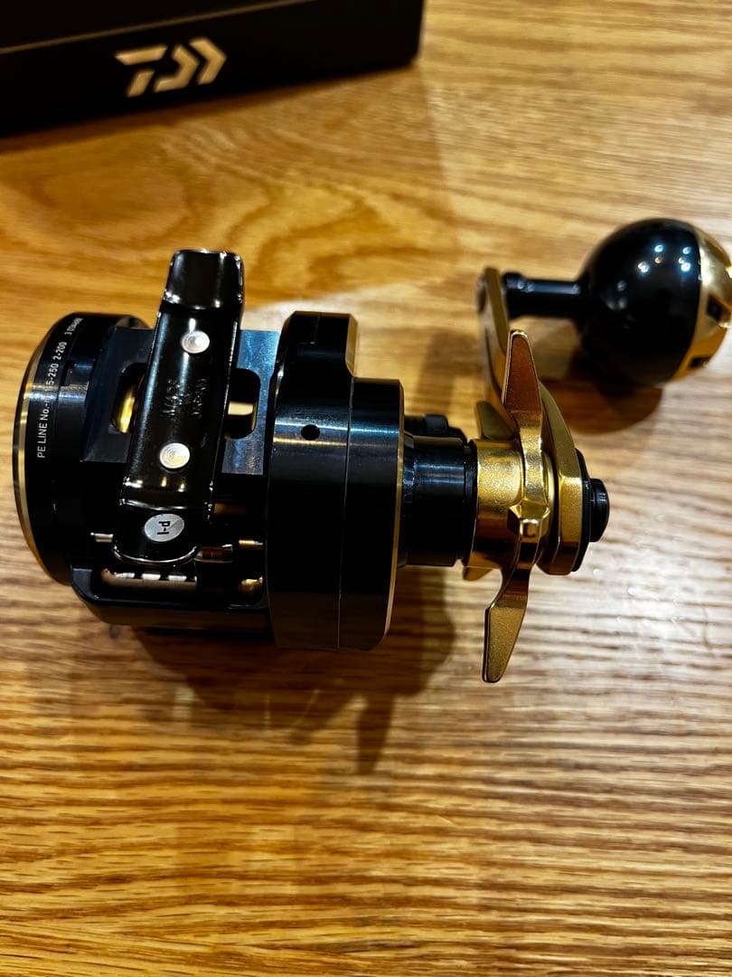 DAIWA SALTIGA IC 100 リール