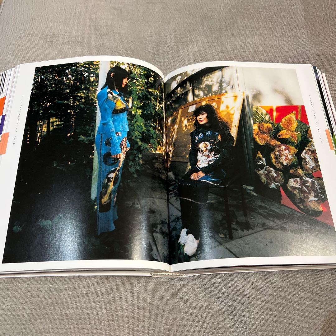 PLEATS PLEASE ISSEY MIYAKE TASCHEN 洋書