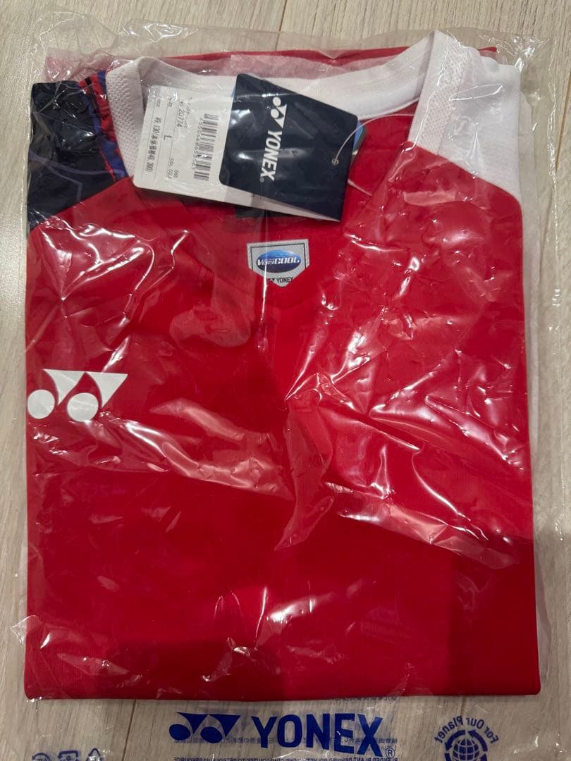 YONEX スポーツ Tシャツ Lサイズ レッド