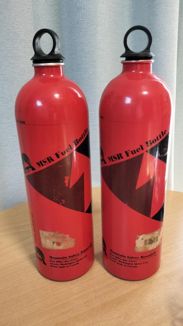 MSR 旧型 ウィスパーライト ストーブ ポンプ無タンク２個付（１個キャップ無）