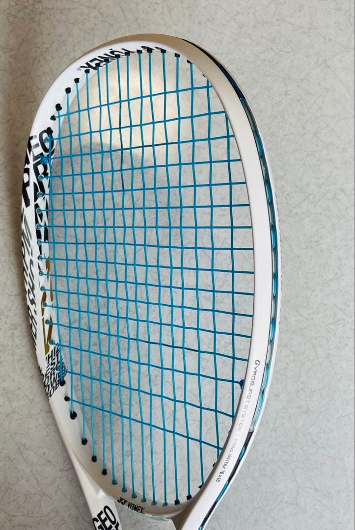 YONEX ジオブレイク70V UL1 ホワイト