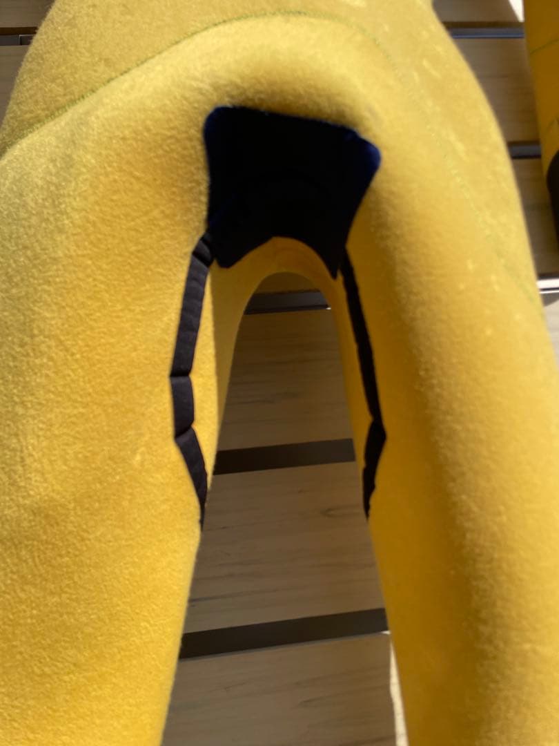 BE WET Super warm ウェットスーツ　4×3ミリ Mサイズ相当