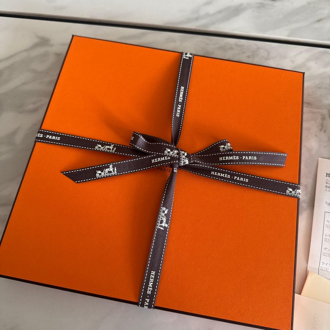 【新品・未使用】エルメス カレ90 ルポミエセリエ ホワイト 2026SS