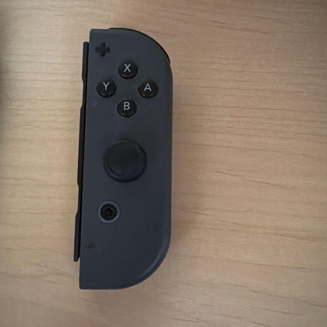 ニンテンドースイッチ　本体および付属品