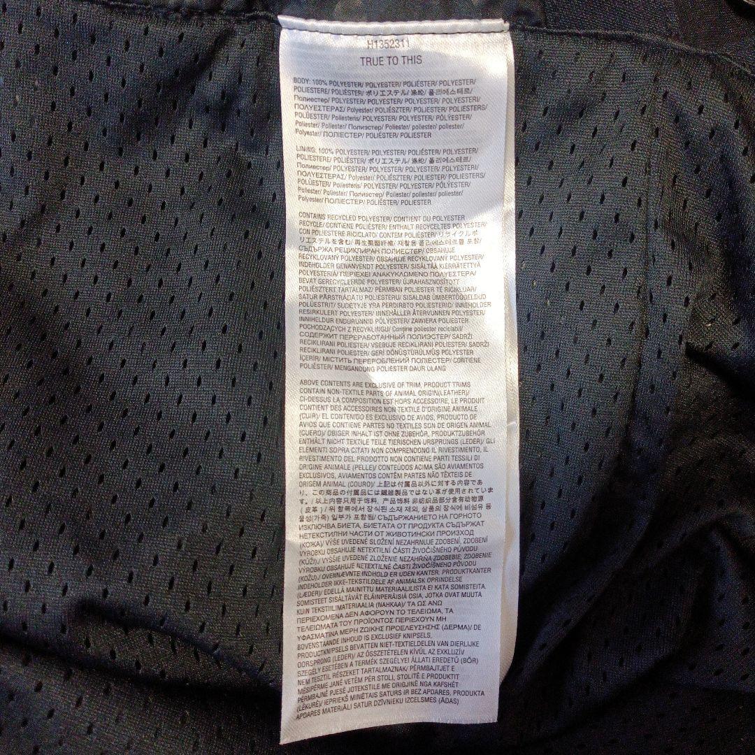 【美品】VOLCOM　スノボーウェア　ビブパンツ　M