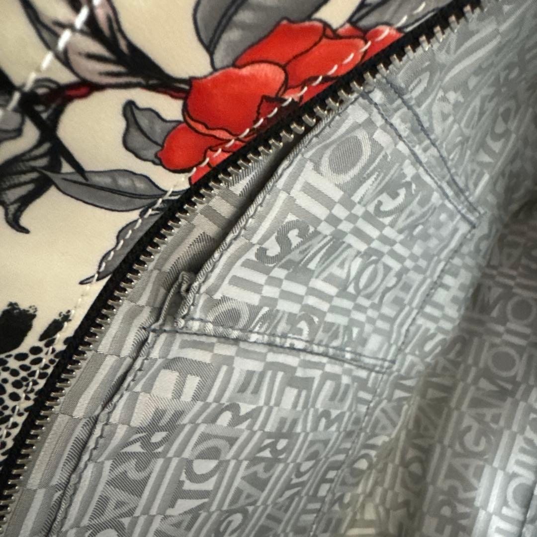 新品 未使用 フェラガモ ヒョウ 花柄 バッグ 布袋付き