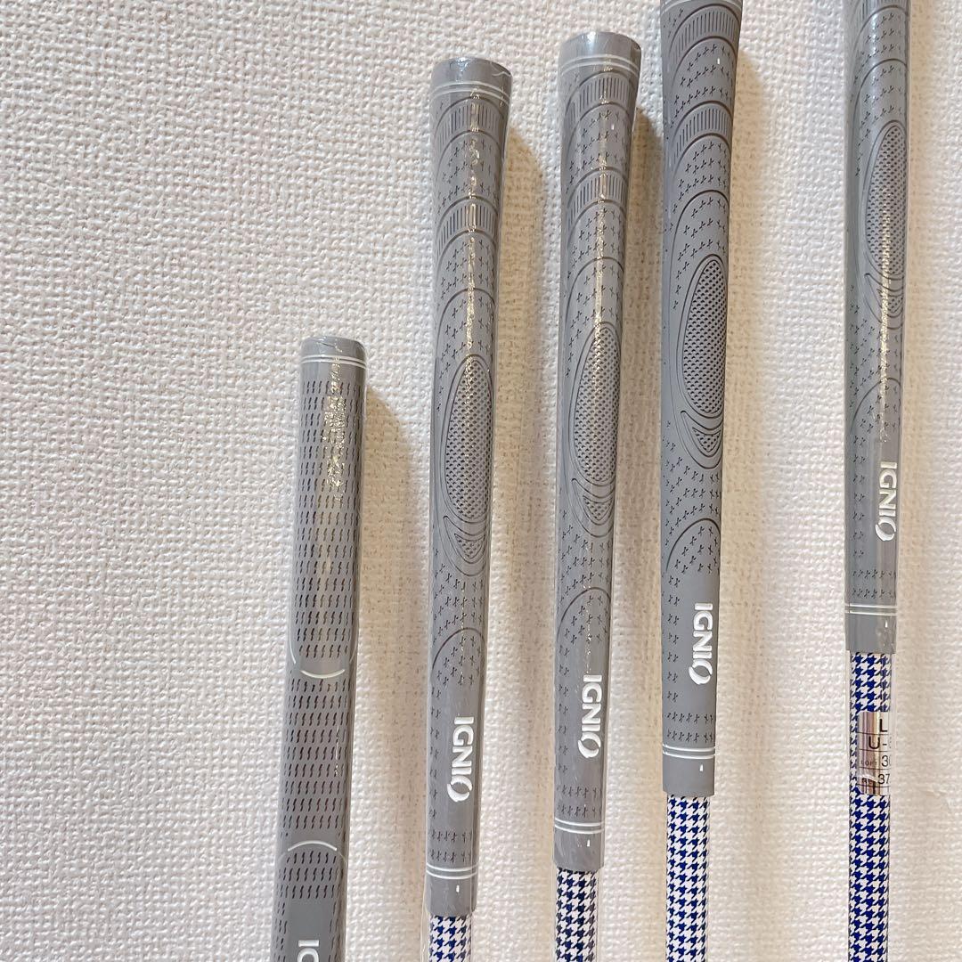 【ほぼ未使用】IGNIO イグニオ　レディース　クラブセット　キャディバッグ付き