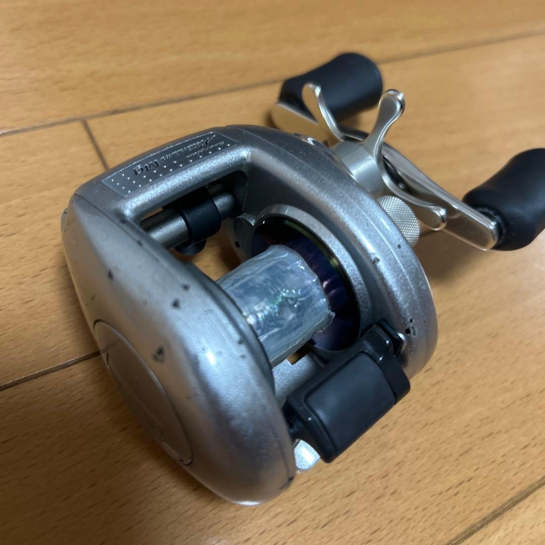 SHIMANO ベイトリール 収納袋付き