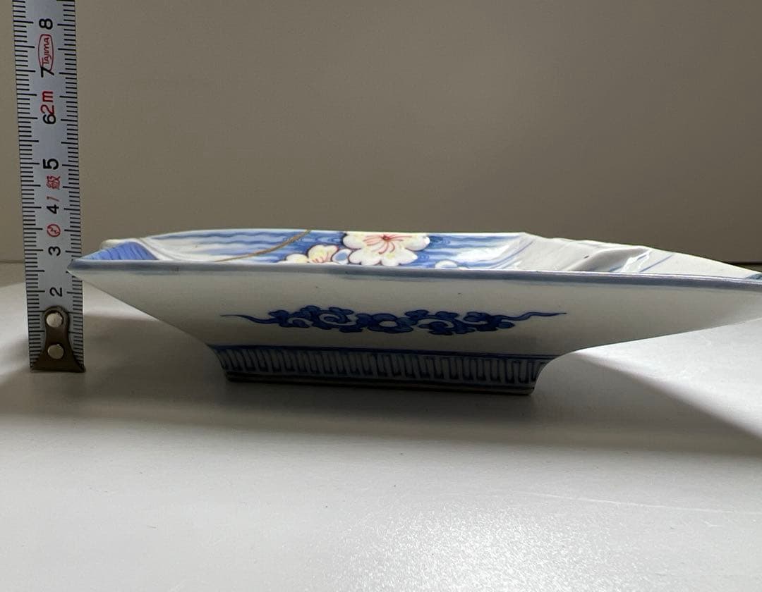 江戸中後期頃　古鍋島菱形皿　幅約22.5㎝　東Y8-0216②大