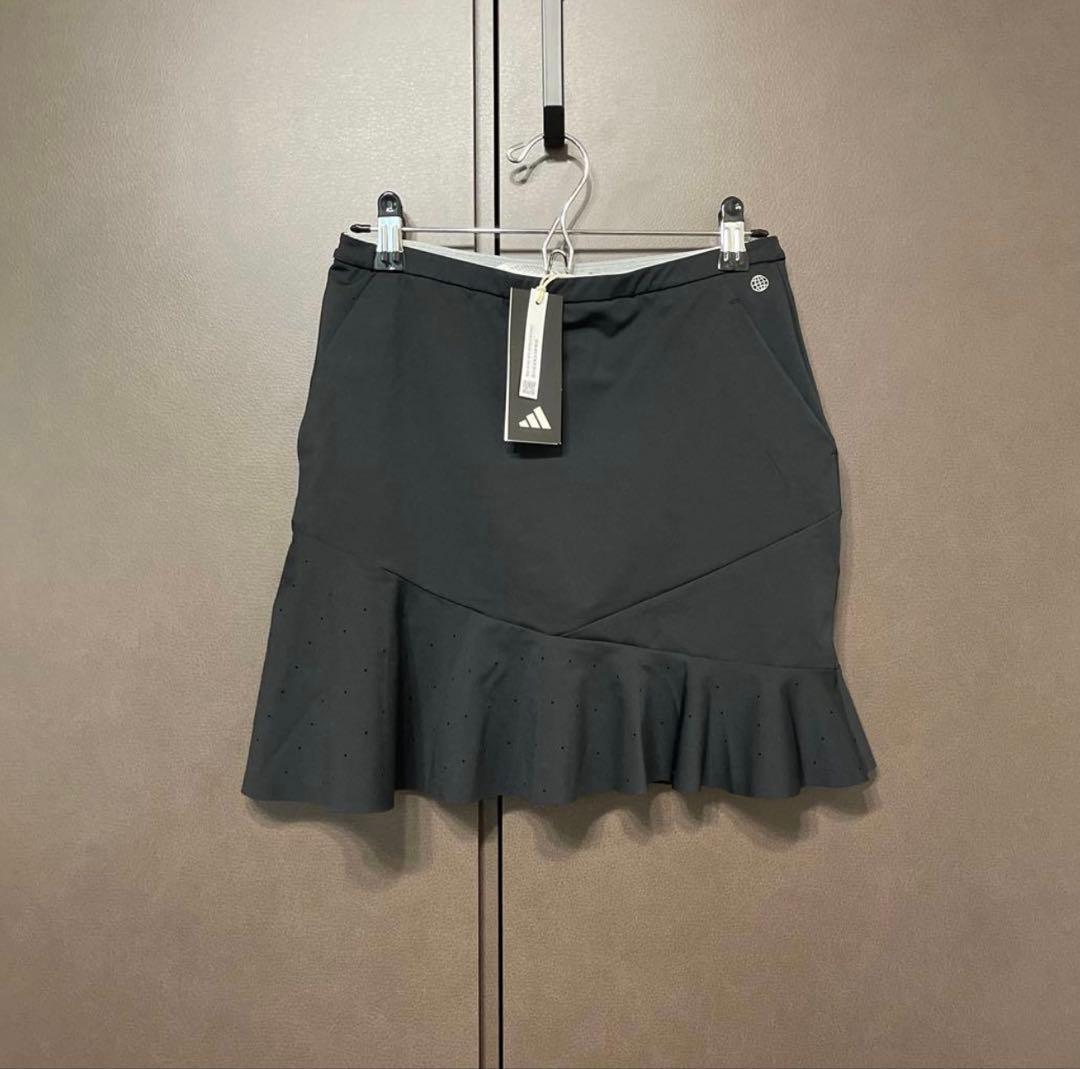 新品✨アディダスゴルフ　上下　半袖モックネックシャツ　フリルスカート 黒　S