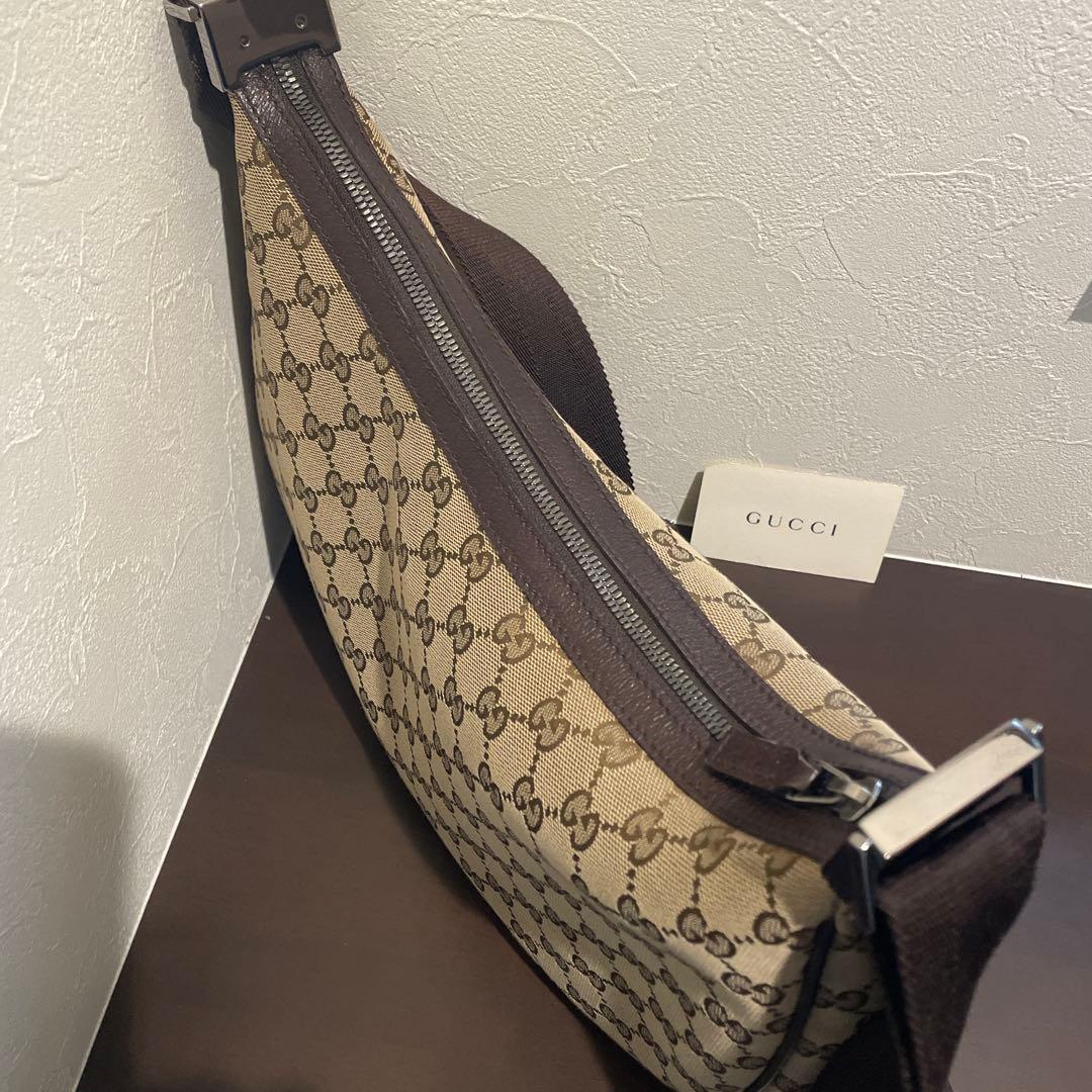 GUCCI グッチ GGキャンバス ショルダーバッグ 122790 三日月