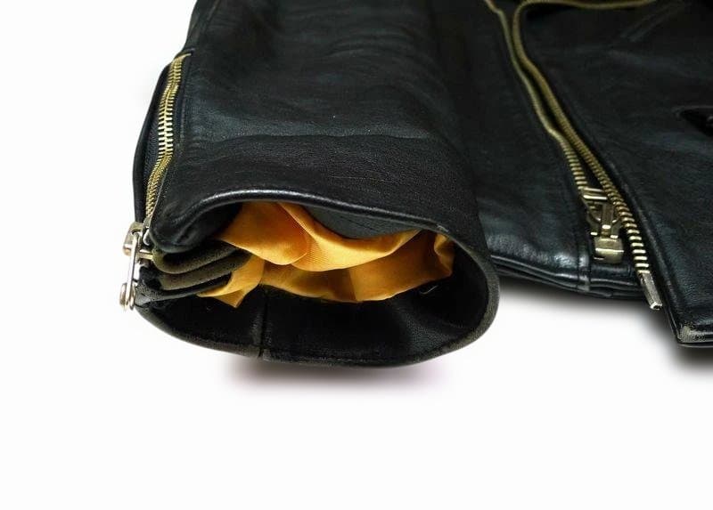 ド*ィ様 AVIREX アヴィレックス ヴィンテージ ライダースジャケット 本革