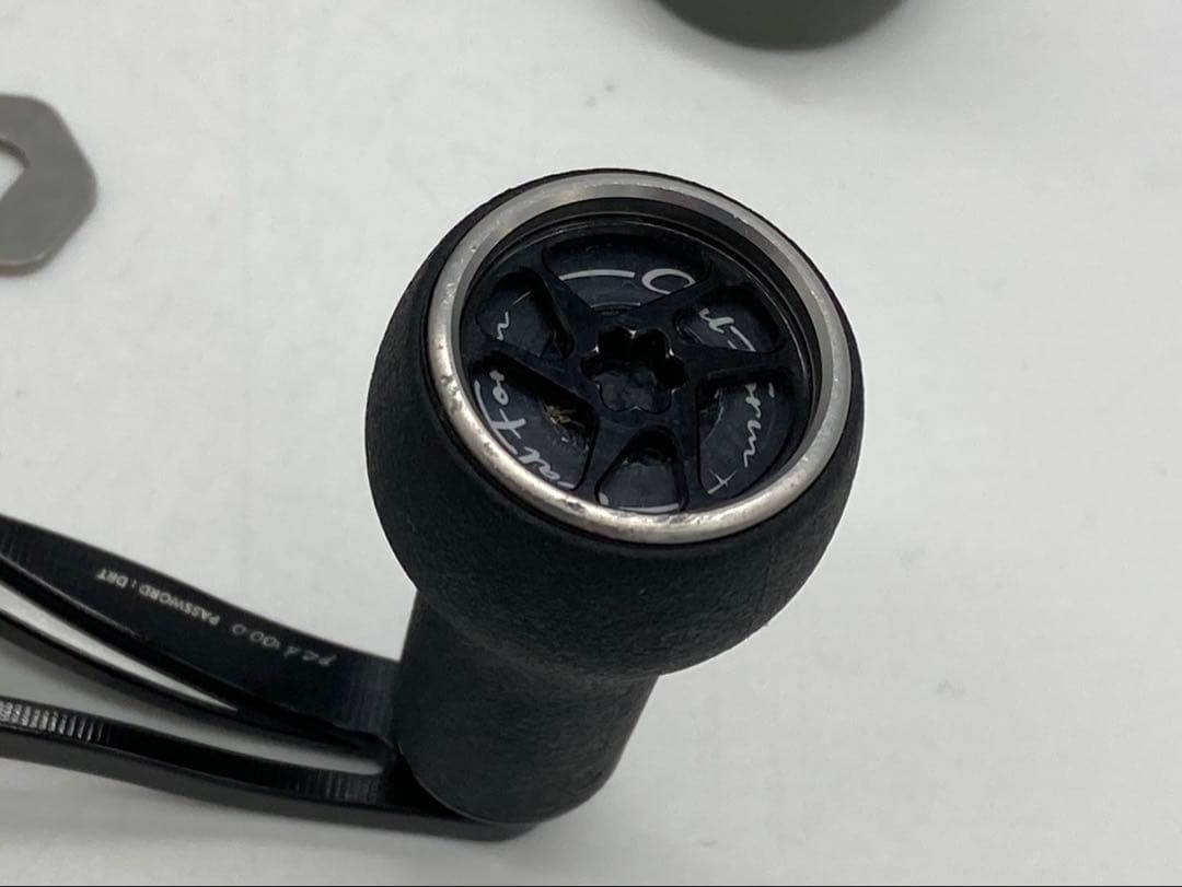 バリアル カルフォームホイール シマノ センターナット付き ブラック DRT