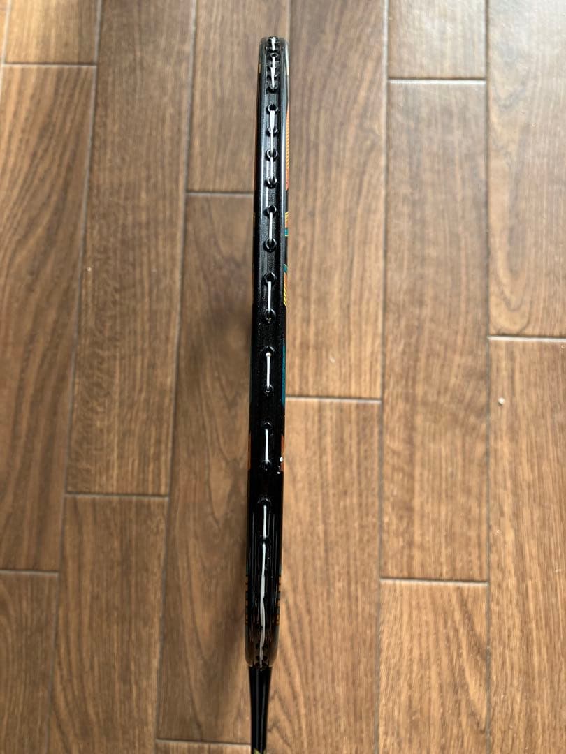 【美品】YONEX ASTROX バドミントンラケット 4本セット