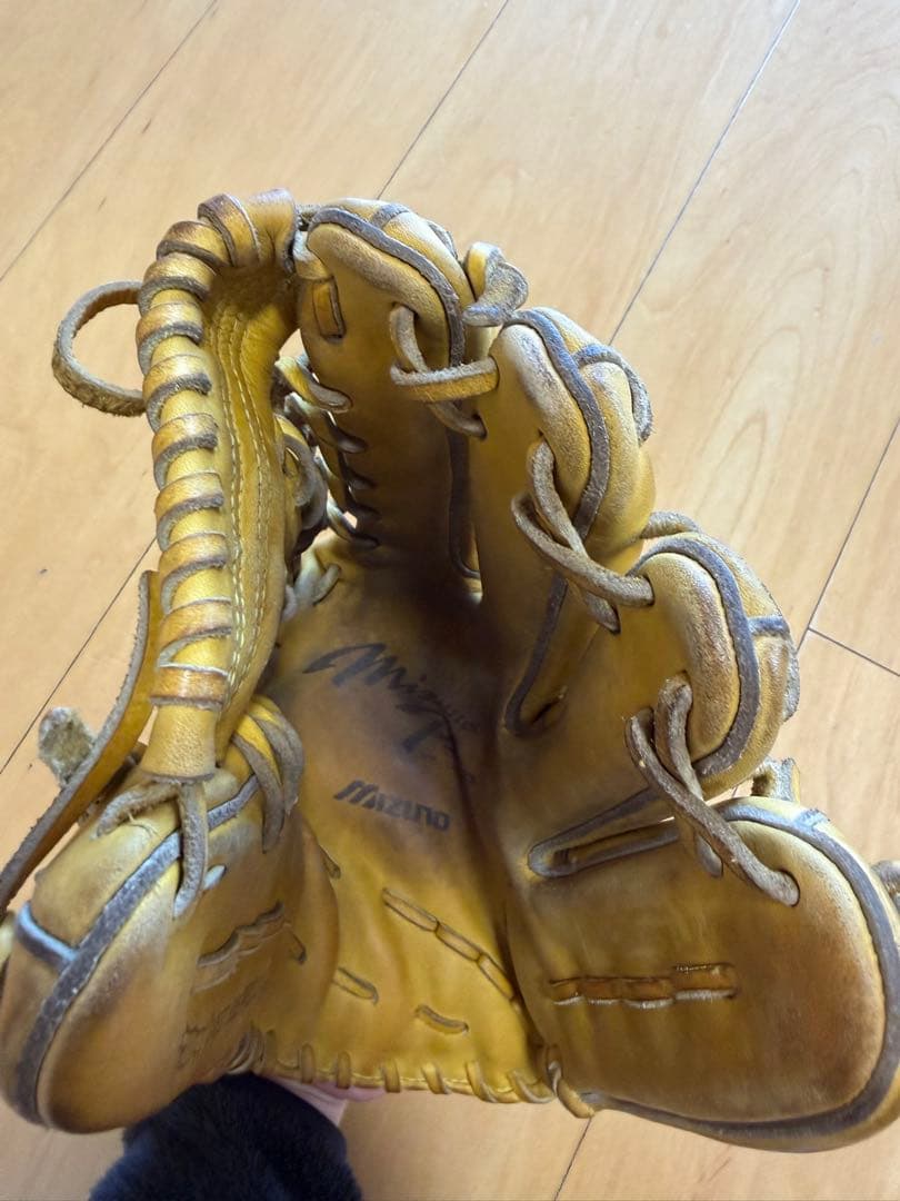 Mizuno Pro 軟式 外野手用 グローブ 右 イエロー