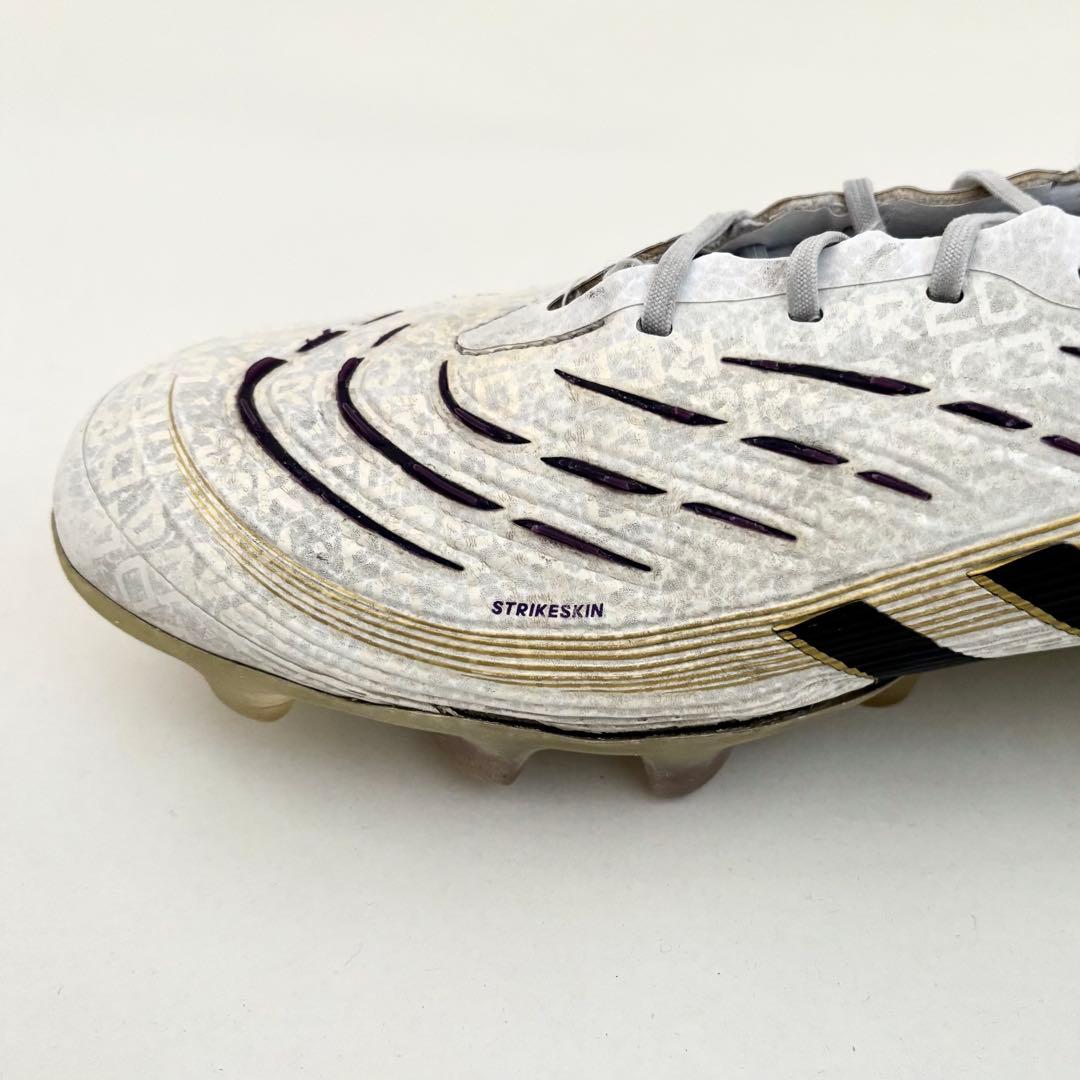 アディダス　サッカースパイク　プレデター　エリート