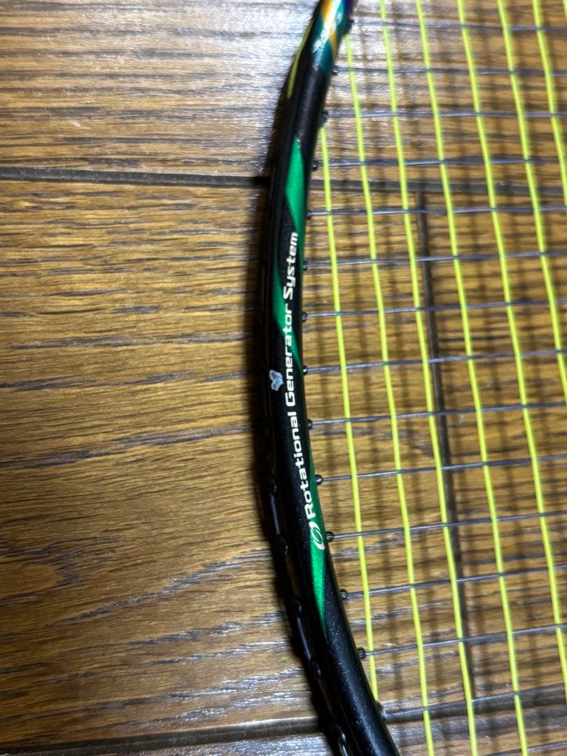 ゆ*ゆ様 YONEXアストロクス99 LCW リーチョンウェイモデル 4UG5