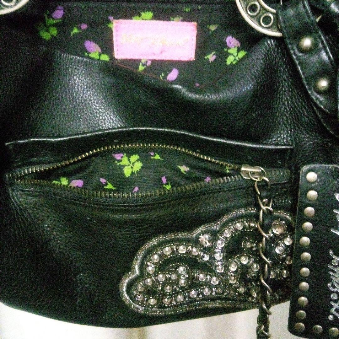 ベッツィジョンソン、牛革スタッズバック黒