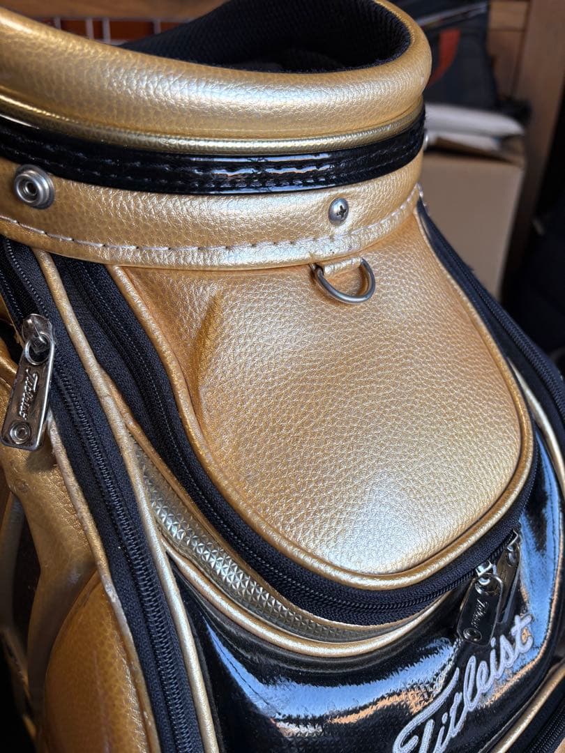 タイトリスト メダリオン ３点式 本格ツアーキャディバッグ ゴルフ バッグ 美品